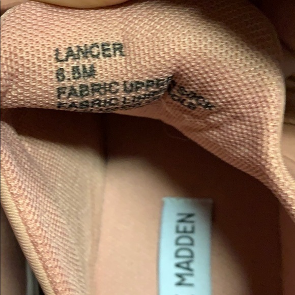 Steve Madden Lancer Pink Knit Sneakers Size 6.5 - Picture 4 of 5